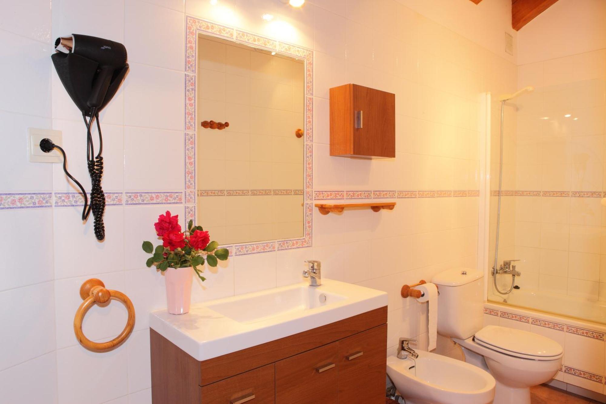 Apartamentos Alba Casa Alquesera Sahun 외부 사진
