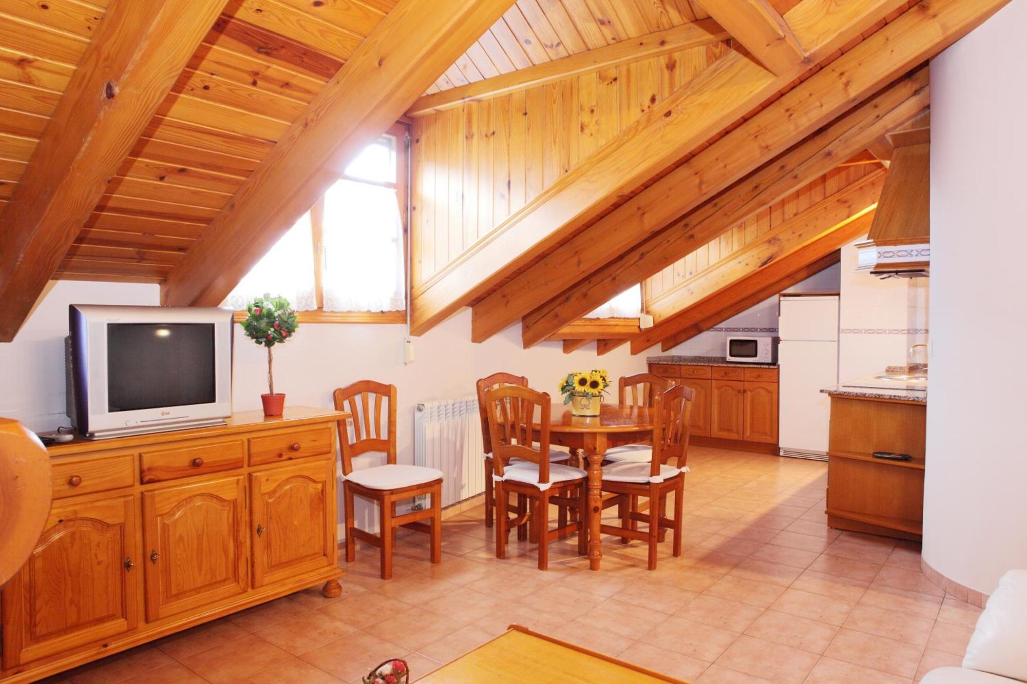 Apartamentos Alba Casa Alquesera Sahun 외부 사진
