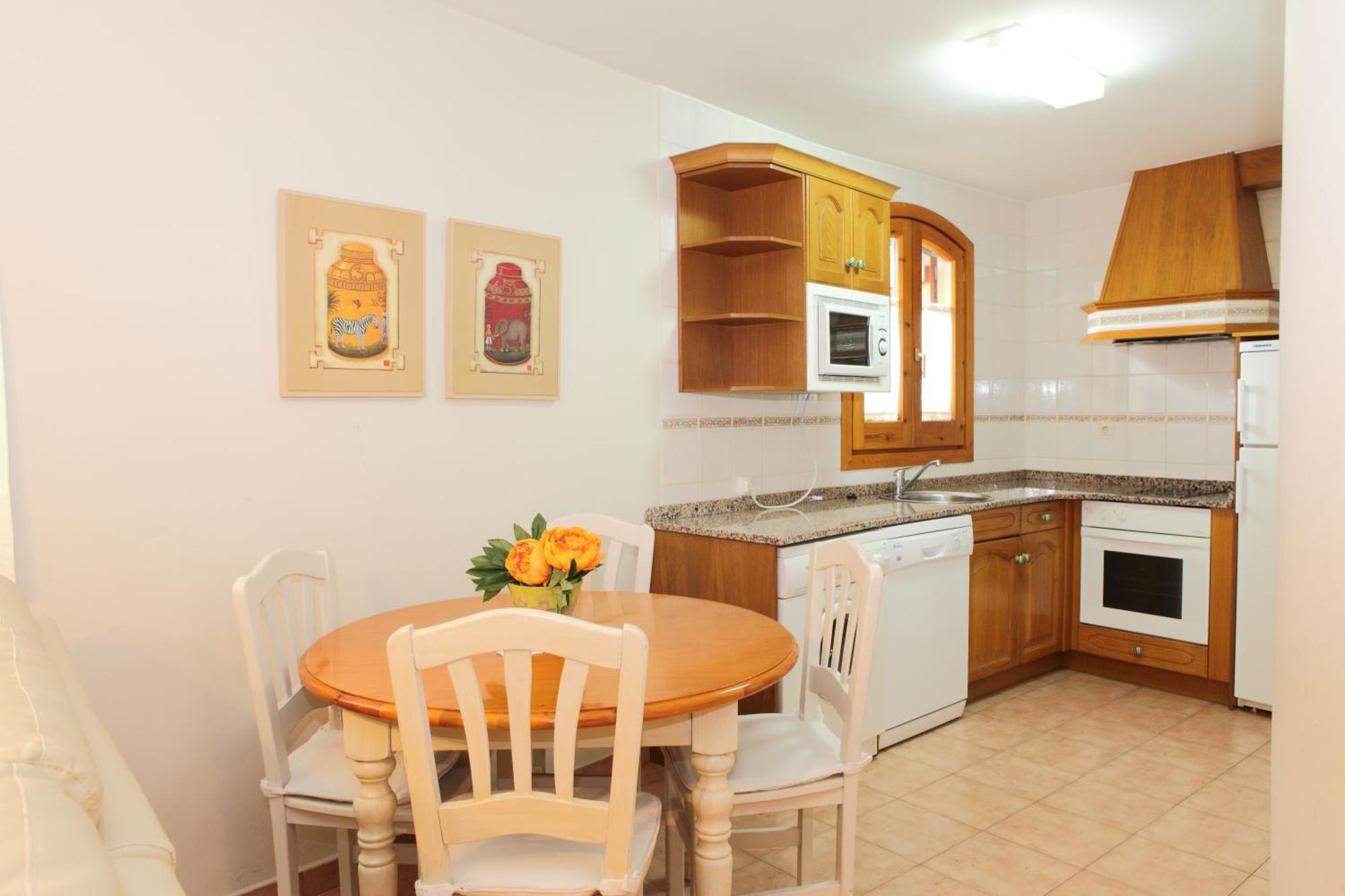 Apartamentos Alba Casa Alquesera Sahun 외부 사진
