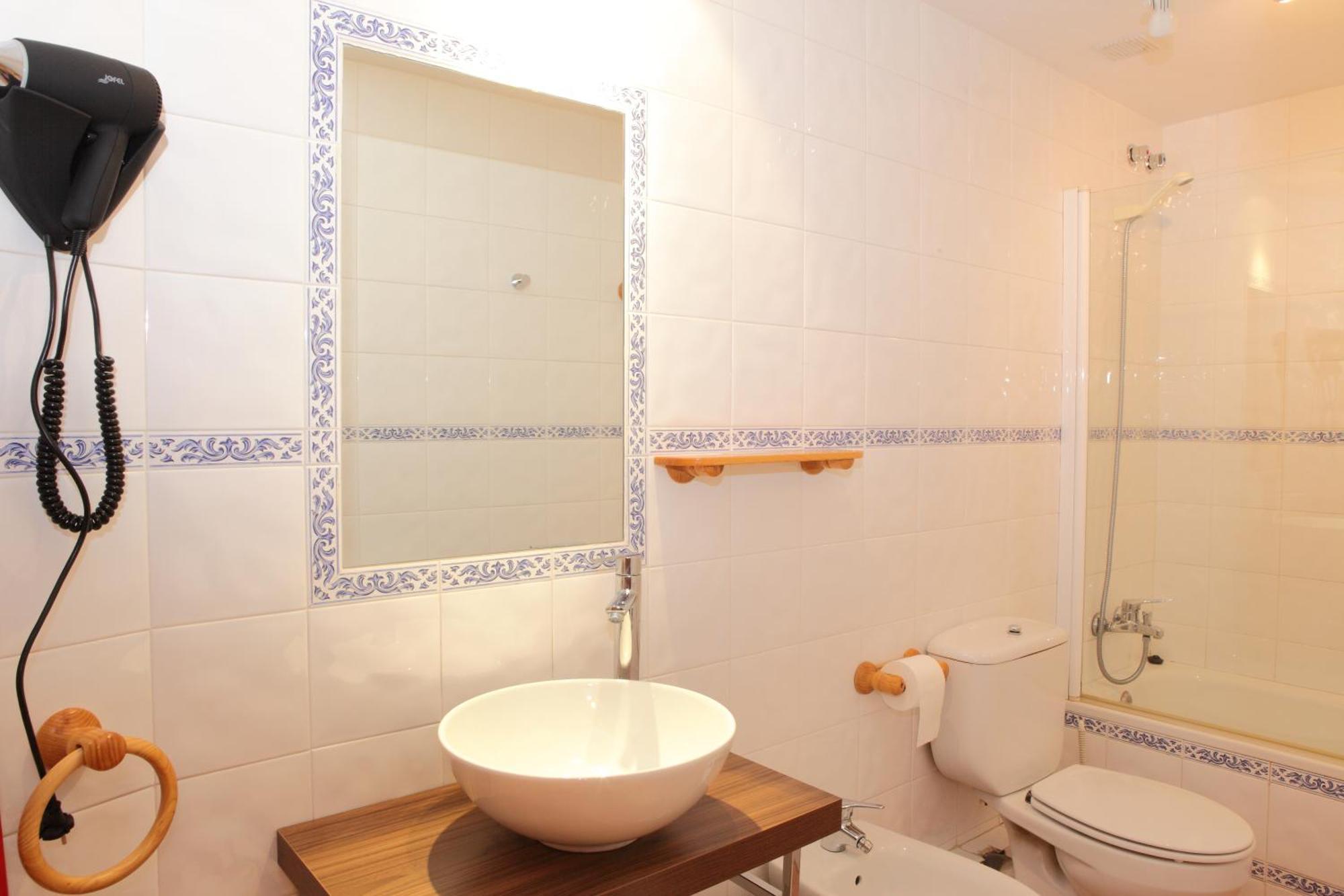 Apartamentos Alba Casa Alquesera Sahun 외부 사진