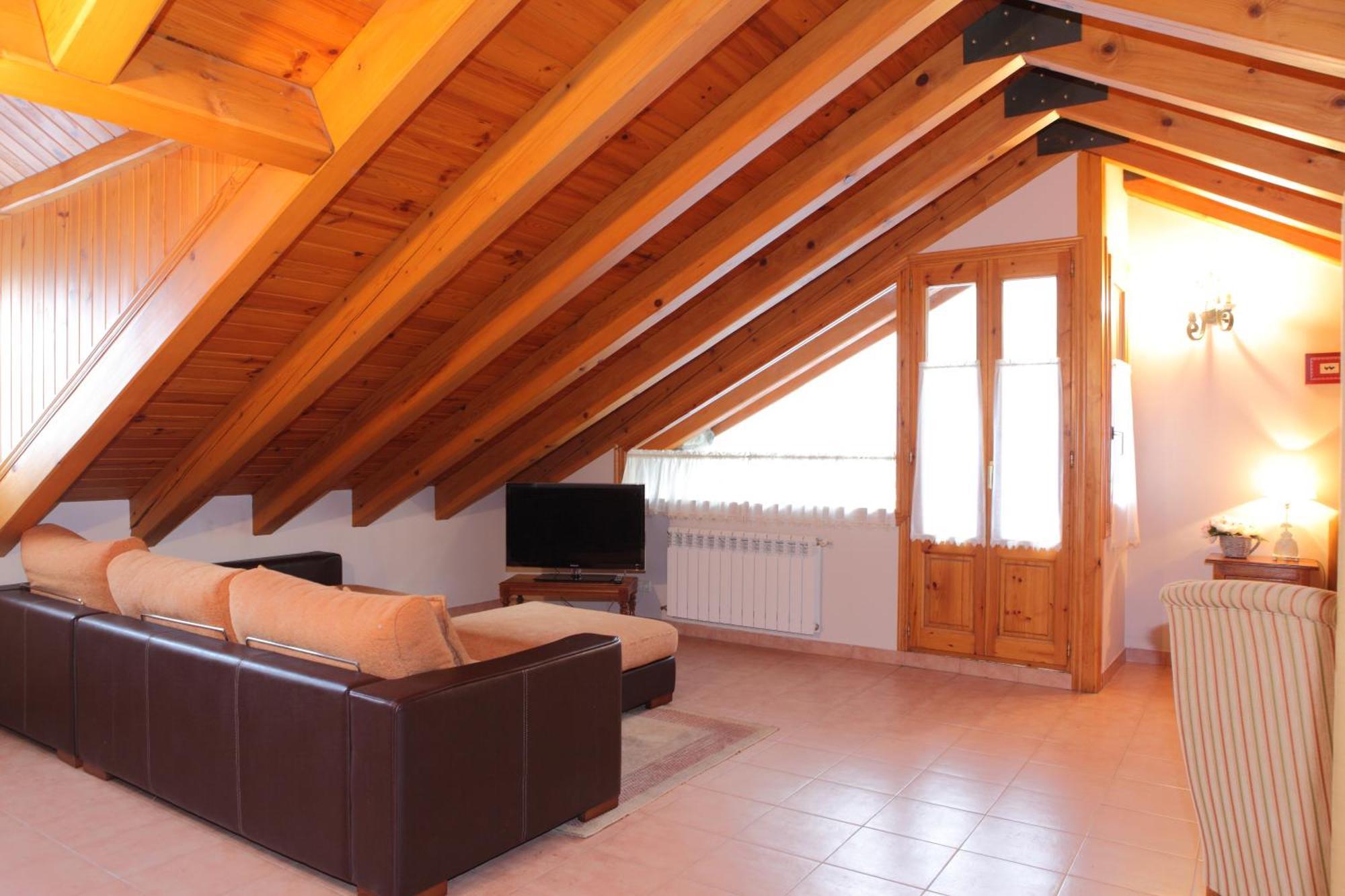 Apartamentos Alba Casa Alquesera Sahun 외부 사진