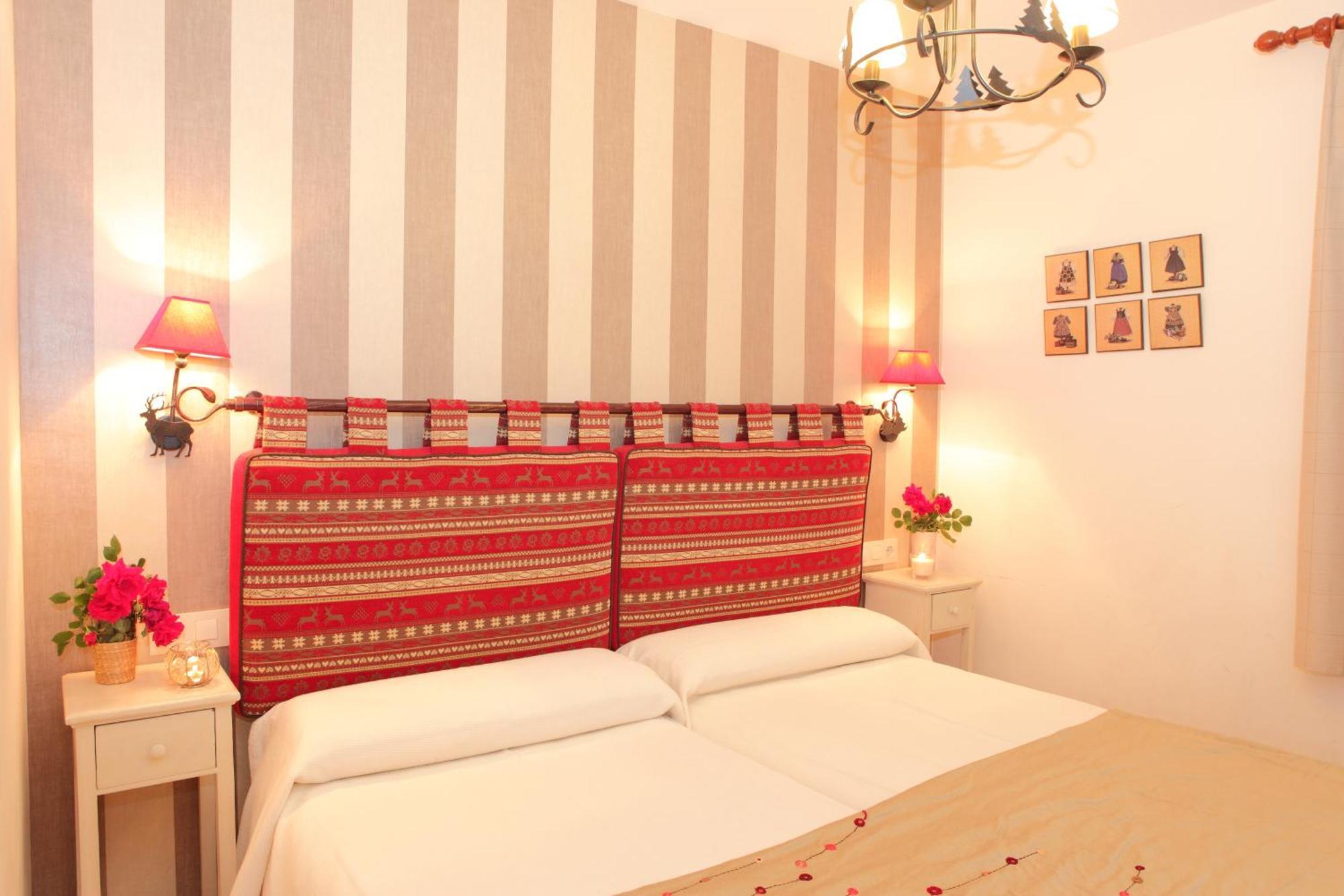 Apartamentos Alba Casa Alquesera Sahun 외부 사진