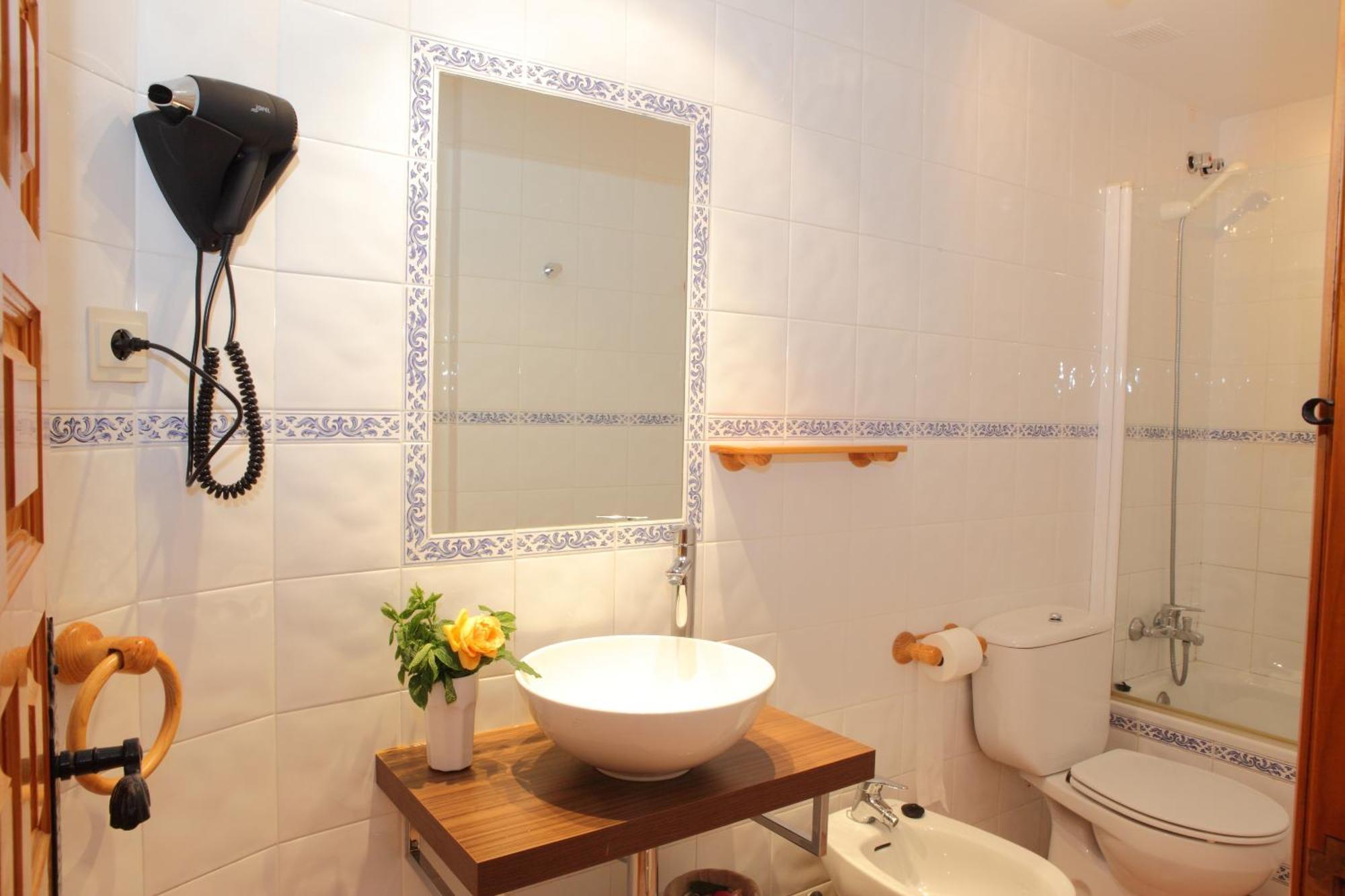 Apartamentos Alba Casa Alquesera Sahun 외부 사진
